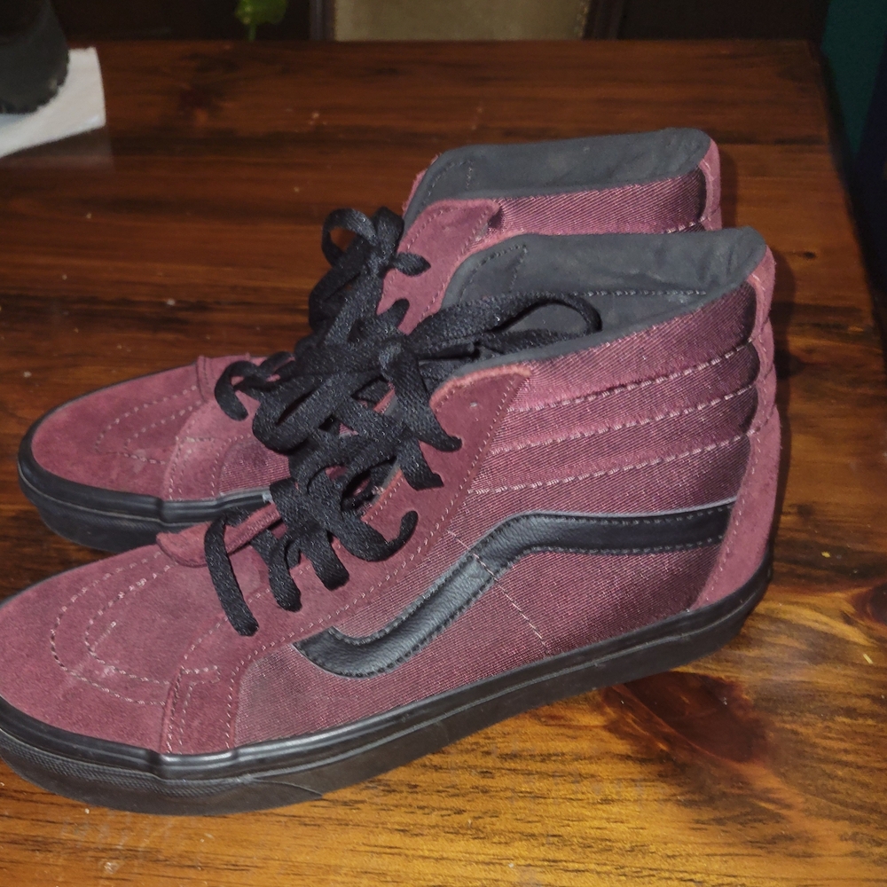 Vans Men's Maroon High-Top Sneakers
